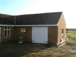 extension_1.JPG (59139 bytes)